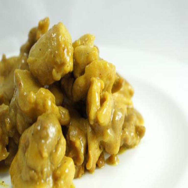164 POLLO IN SALSA CURRY