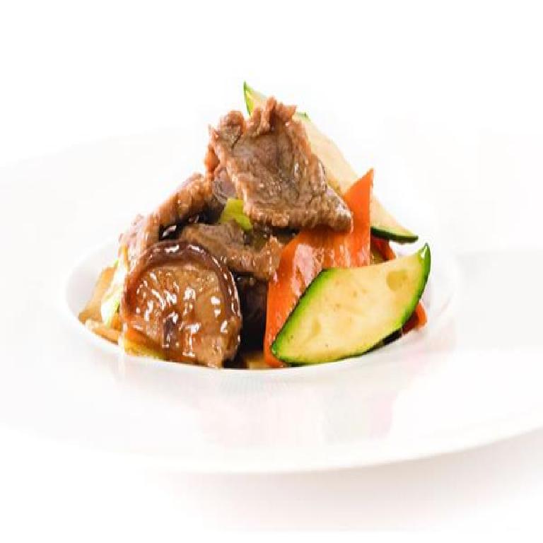 190 MANZO CON VERDURE