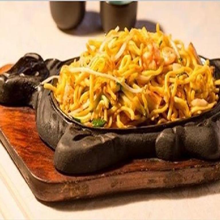 053 SPAGHETTI PIASTRA VERDURE