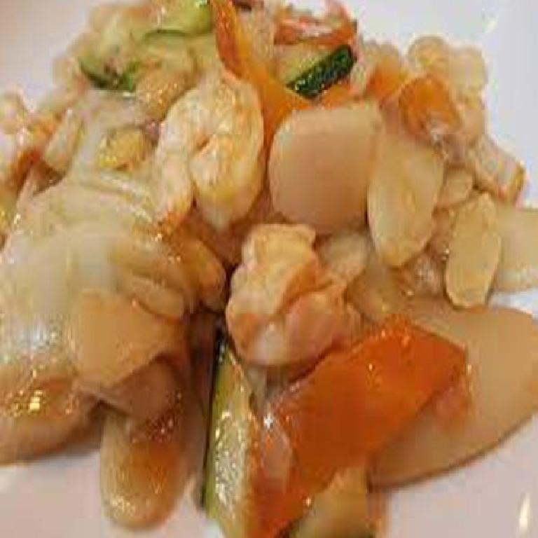 056 GNOCCHI DI RISO FRUTTI DI MARE
